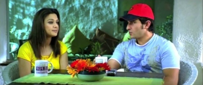 Saif-Preity-Talking-About-Salaam-Namaste.jpg (66)