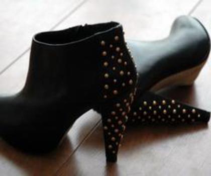 tumblr_mgo9qxfBhj1qdm6jio1_500_thumb