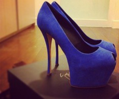 tumblr_mgo90qAYsC1qjhu0jo1_500_thumb