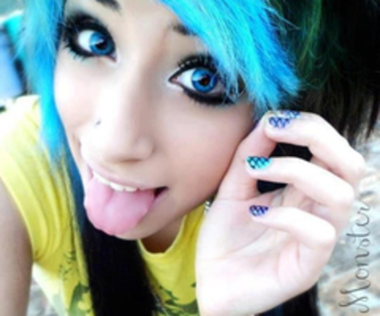 tumblr_mglzjqFTtE1rmed72o1_500_thumb