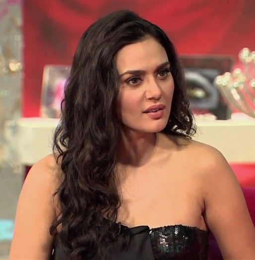 Up Close and Personal with PZ - Saif Ali Khan - Full Episode UTVSTARS HD_(720p).mp4_000269320 - Preity Zinta 04