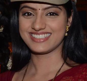 1482_133960780096971_1969221881_n - Deepika Singh