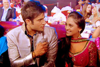 tumblr_m8epxiDjKF1rd09rso3_250