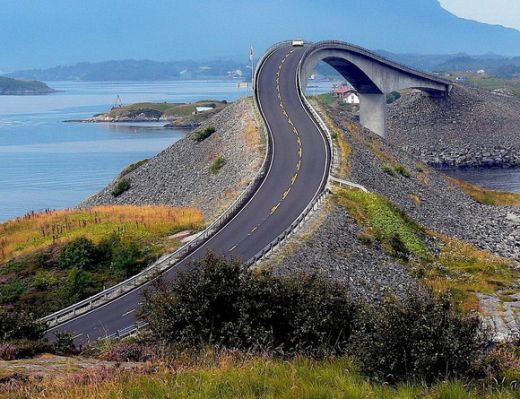 12. Atlantic Road - Norway - 15 drumuri pe care trebuie sa mergi inainte sa mori