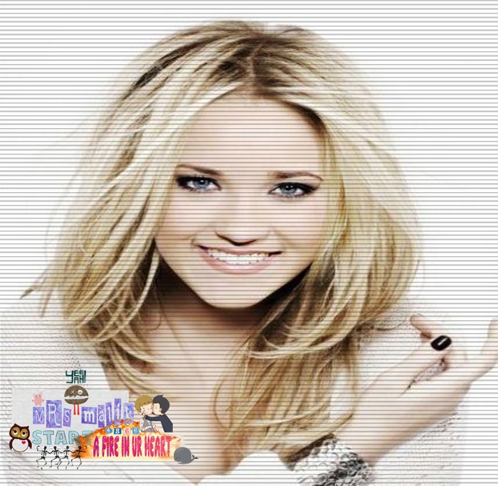 ╠ ˡᵉᵗᵗᶤᵉʰ ╣→ . # îşi duce genunchii la piept ; strângând perna-n braţe şi adoarme treptat . - huh - emm owns HER private room