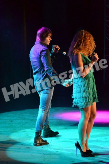 47463_447450105292293_634895827_n - Lala - Concert Ploiesti _ x 3