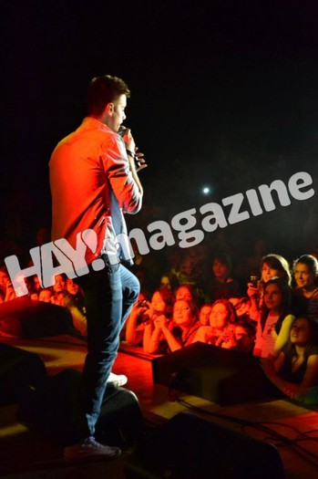 182560_447451118625525_1736540734_n - Lala - Concert Ploiesti _ x 3