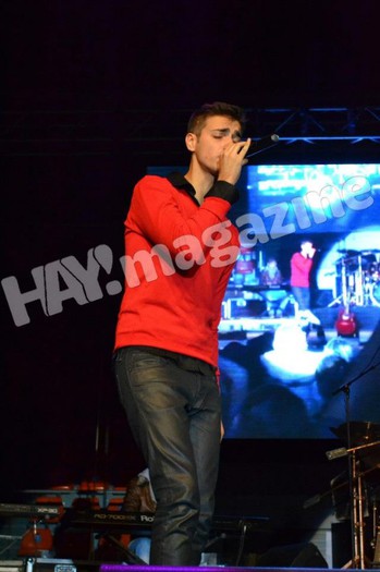 63124_445726312131339_1011716049_n