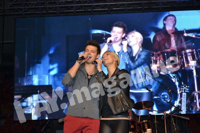 249272_445725168798120_1789082613_n