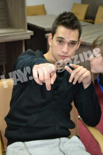 374812_445724035464900_472174008_n