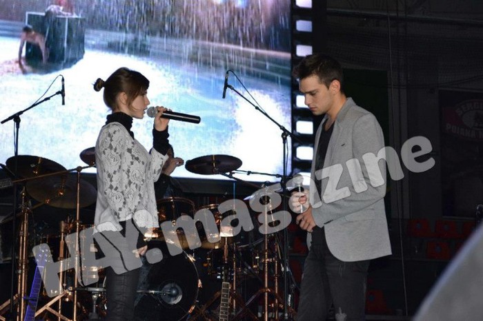 374856_445725795464724_1397307990_n