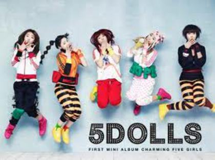 wow - 5Dolls