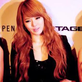 6 - Kim Hyuna