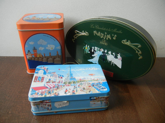 Chocolate & Candy Tins - TIN CANS Collection