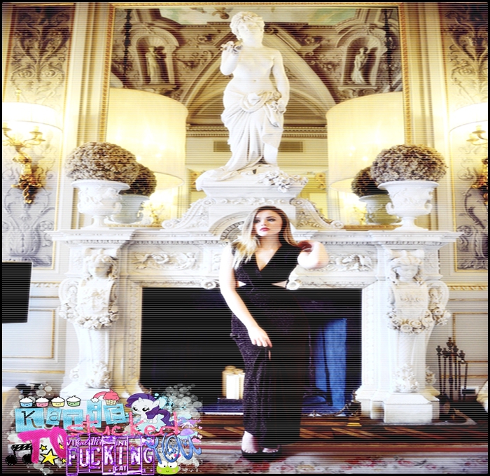 ; PĂĂĂI . ASDFGHJKLȘ :) . mulțumesc , da , salivez .