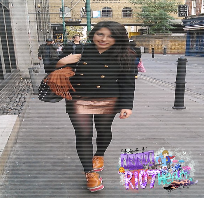 ; cu poza aia, aşa.. am o grămadă de poze-n pc, dar numai pe-alea cu dem şi zayn le folosesc -.-. - just - THE - 8th EPISODE - OO8