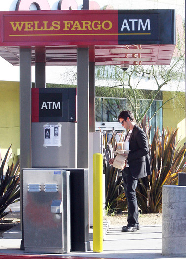 ; mnah, bine. # u.. ; nu pot :). - just - THE - 8th EPISODE - OO8