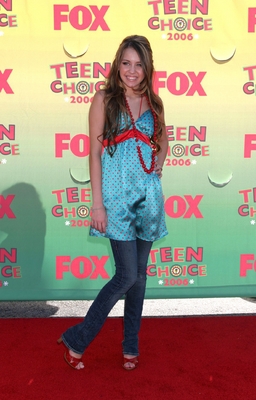 normal_82006tca35 (1)