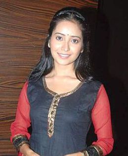 1 - Asha Negi