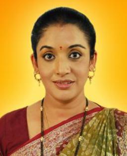 Manjusha Karanjkar(Swati Anand - familia archanei in film