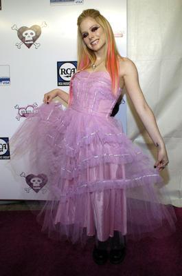 avril-lavigne-986995l-poza - Avril Lavigne