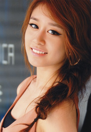 jiyeon_beautiful_smile_sparkle_photobook-8842 - T-ara