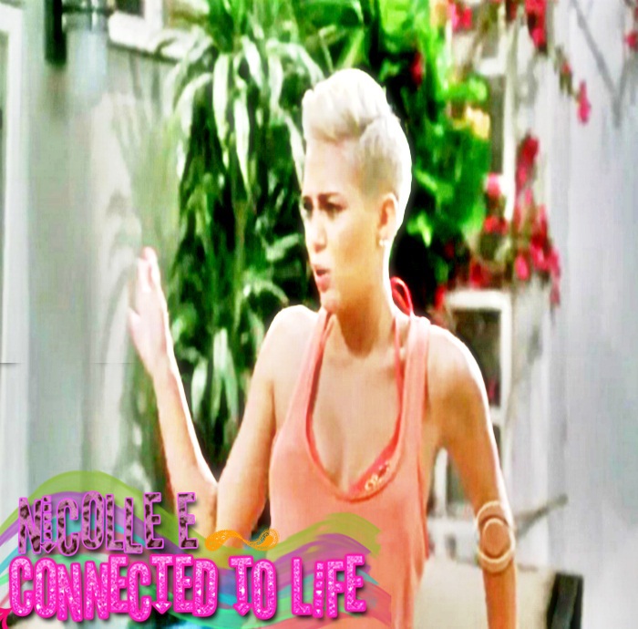 x  Asa fwa :| [poker face] Rupe si mobila da.o draq..=]]]]]]]