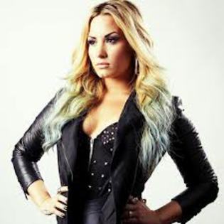 images (3) - Demi Lovato
