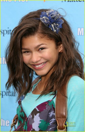 Zendaya-zendaya-coleman-25849682-789-1222 - Zendaya Coleman