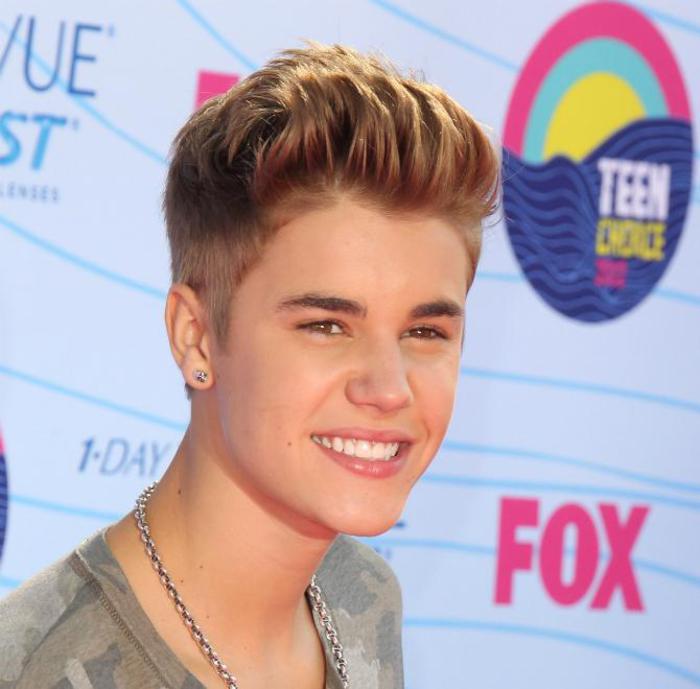 Justin-Bieber-gets-most-ludicrous-lawsuit-launched-against-him-yet - Justin Bieber