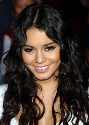 0 - Vanessa Hudgens