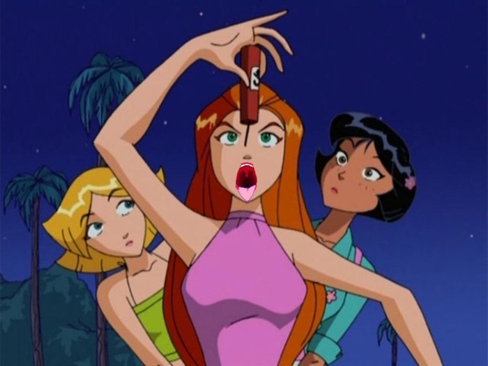 totallyspies_sam_is_about_to_swallow_dinomite-29011