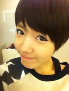 hwayoung short hair