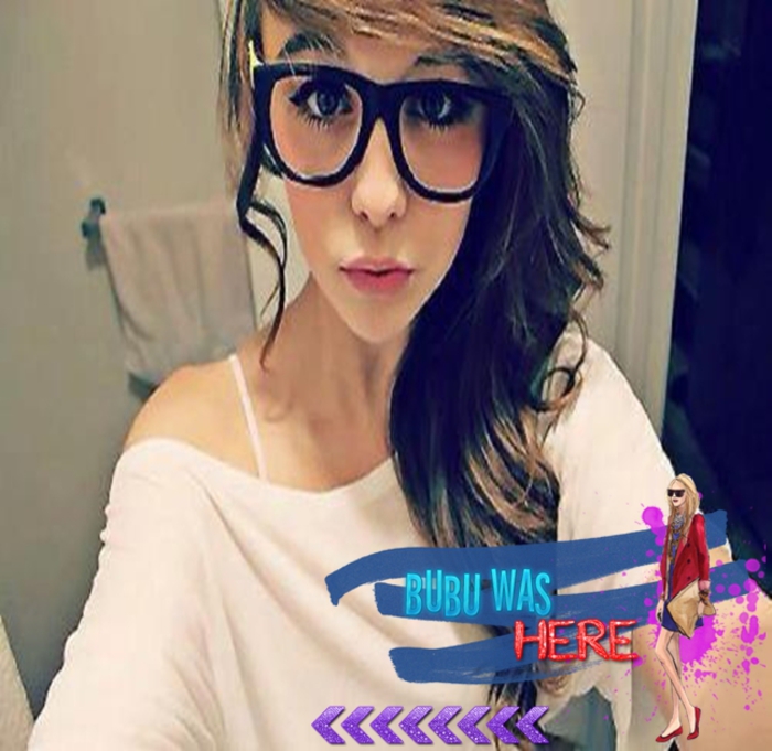 ++ biiiiiii ;O <3 (vine alergand si ii sare in spate) ce facii? >;d<