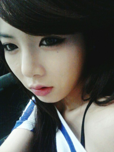 Hyuna (1)