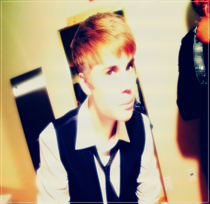 ». weback ^^ [ nico _ NU MA MAI. ZGALTAI FEMEIE =)))) [ purieeh _