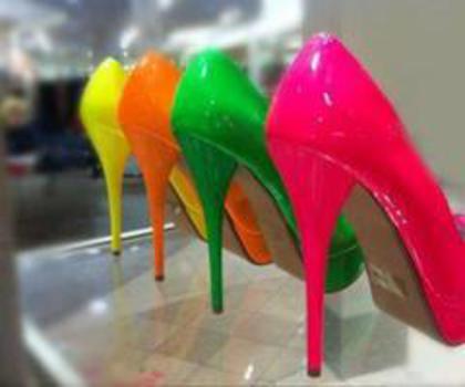 304303_514674451878534_1752210849_n_thumb