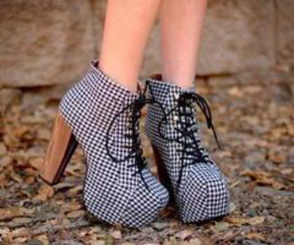 184417_457273624321497_968372974_n_thumb