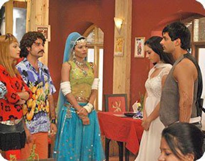 547988_365068936903996_1519829922_n