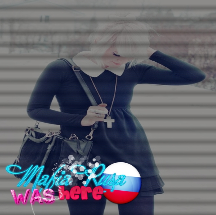 »; Unicorn hai putin pana in camera ta :-?? am ceva de discutat ;;) =)) |o trage in camera ei|