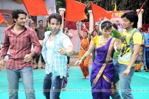 215159-hiten-tejwani-tusshar-kapoor-ankita-lokhande-riteish-deshmukh