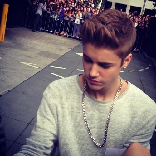 Mda..[ridicandu`se] - xX Parte x1 Xx