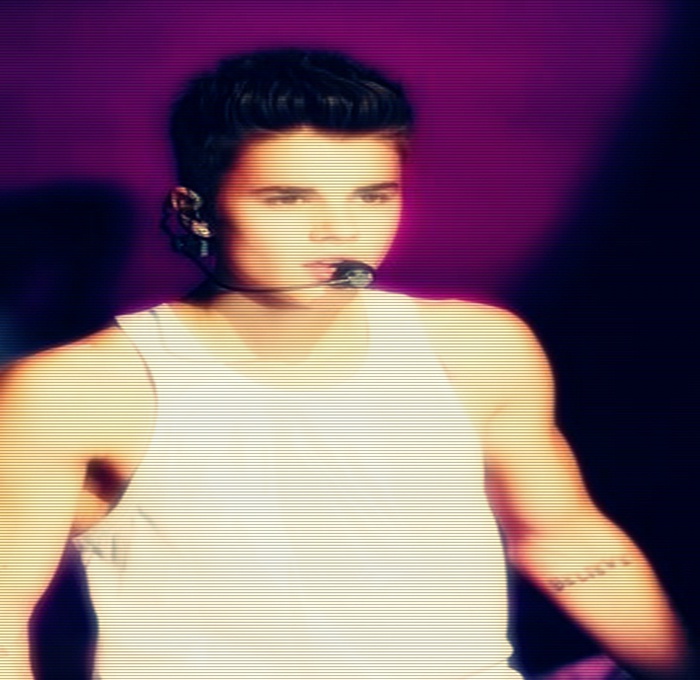 ». IAR. . a cazut. in depresie. :| e mai. rau ca mine azi. + DCE ;-< ?. [ KATTIEH ;-<.
