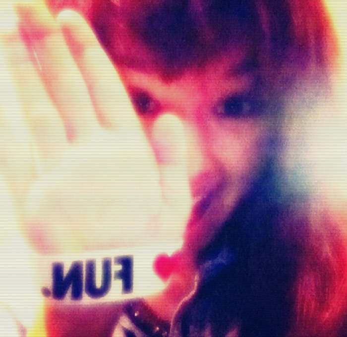 _ CLICK. ACUM =)))); http://www.facebook.com/photo.php?fbid=492229894152778&amp;set=a.482493191793115.102788.441029535939481&amp;type=3&amp;theater
