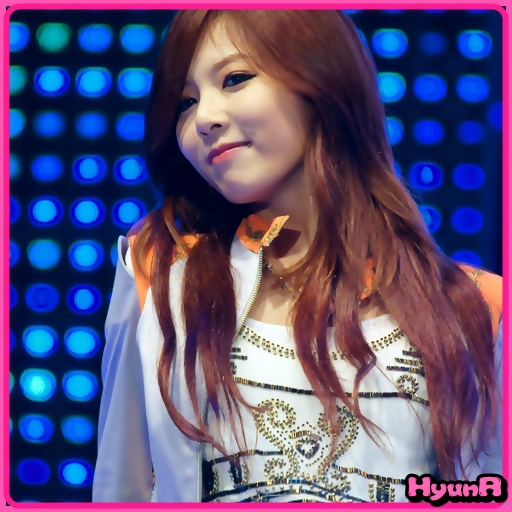 ^^ ..Oppa.. stii ceva? ;;) ..Imi place la nebunie cum iti sta cu sapca :x