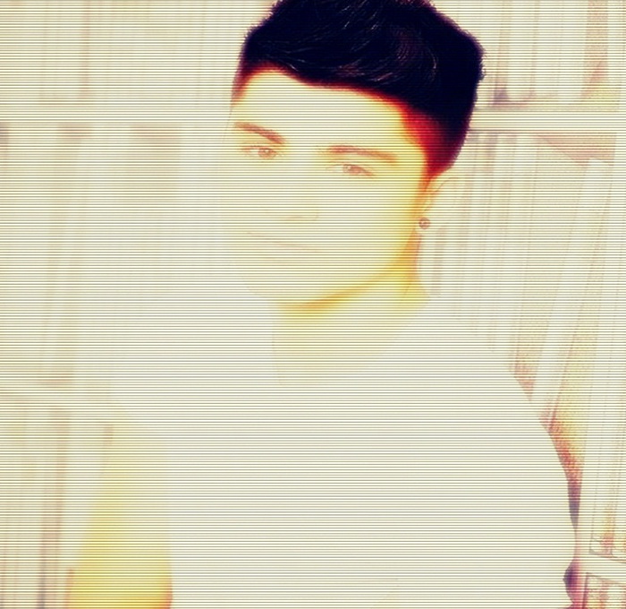 → ; ∞. atunci nu aş avea pentru. . ce altceva ;3 - click -; spune-mi şi mie mai exact. . ce s-a întâmplat între. . emms şi zayn -_- ? adică nu sunt sigur că annieh o să-mi zică. :)
