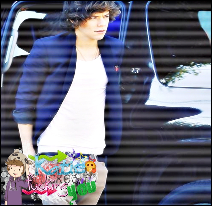 ; NU . de ce ? UITE CE DRĂGUȚ SUNT :3