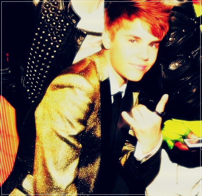 → ; ∞. weird. × bii. × ; by the way. . ai a 3. - a poză. de pe pagina. asta ;> ?. × unicorn. ;