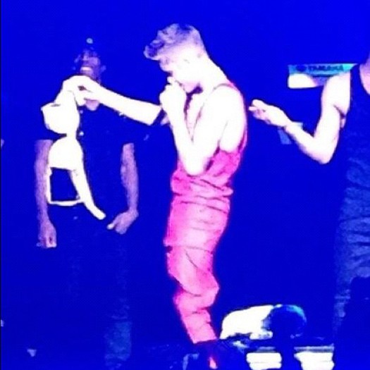 Cred k am gasit ceea ce cautai :-s...O_O ! cip] - xX Parte x1 Xx