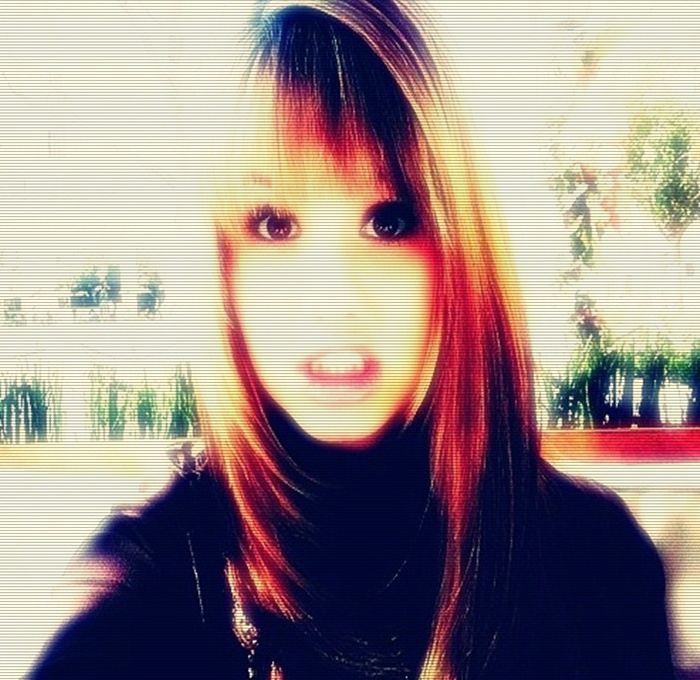 → ; ∞. turtle. . tu ce zici. x_x ? leeyum. şi emms. nu mă ajută ;-L - just THE - 2nd EPISODE - O02